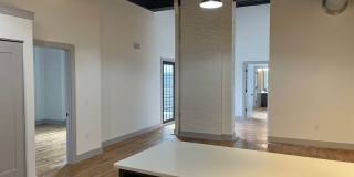 Laros Lofts Gallery 26