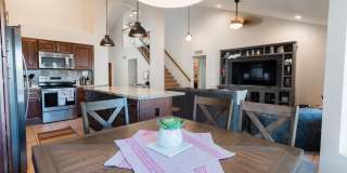 2322 E MILLBRAE Court Gallery 27