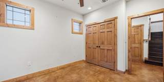 1694 GRUENE VINEYARD CROSSING Gallery 15