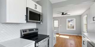 Charming 2 Bedroom Home located in Midtown! - Open house 9/9 4pm-5pm Gallery 13