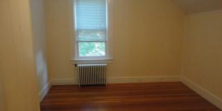 39 E Bowery Street Gallery 30