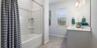 Ashford Townes Gallery 18