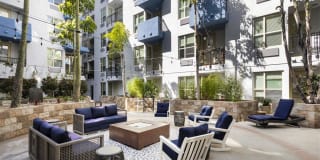 Entrada Apartments Gallery 2