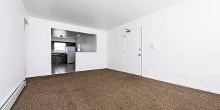 5952-58 W Superior Gallery 28