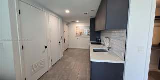 227 NE 2nd St Gallery 26