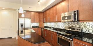 Piedmont Row Condo! Gallery 7