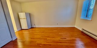 2528 Christian St Gallery 22