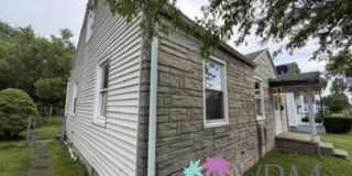 1306 North Kaley Street Gallery 21