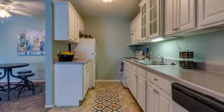 Towne Square Gallery 37