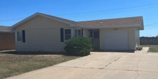 3 Bedroom, 1 Bathroom House with Attached Garage Gallery 1
