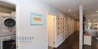 Centrally Located Mid-Century Contemporary Home Centrally Located Mid-Century Contemporary Home Gallery 13