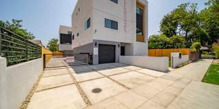 11522 Emelita Street Gallery 14