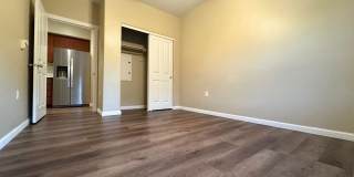 Cozy 1 Bedroom Condo!! Move In Ready! Gallery 13