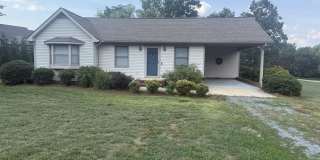2 Bedroom Home In Stokesdale - Northwest School District! Gallery 1