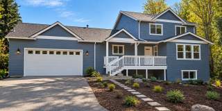 Spacious 4-Bedroom Home with 4-Car Garage & RV/Boat! Gallery 1