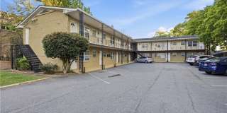 21 Delmont Drive NE Gallery 1