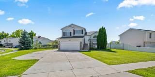 Beautiful Home In Great Roy Location!! Gallery 1