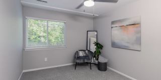 Emory Lakes Luxury Apartments Gallery 9
