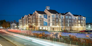 Station Square Gallery 1