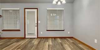 510 College Place Gallery 7