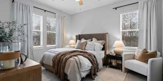 Lively at Drayton Mills Gallery 18