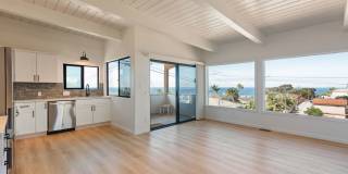 Charming Two Bed One Bath with Ocean Views Point Loma Gallery 1