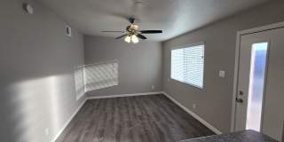 7515 N. 12th StreetUnit 2Phoenix, AZ   85020 Gallery 4