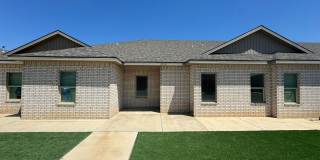 HALF OFF FIRST MONTH'S RENT!!! 2/2/1 car garage: Available THIS Month!! Gallery 1