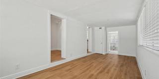 4704 W LAWN AVENUE Gallery 21