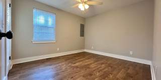 Updated 3 Bed, 2 Bath Cottage in Heart of Lockeland Springs w/ 1 Car Garage Gallery 19