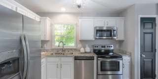 Beautiful end unit in sought-after Nashboro Village Beautiful end unit in sought-after Nashboro Village Gallery 12