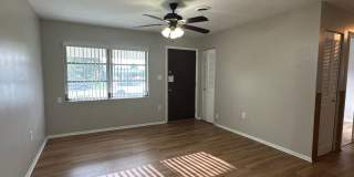 Updated 3 bedroom w/ Large Yard Gallery 3