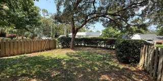 Gulf Breeze - Proper - 5 bedroom, 3.5 bathroom with pool and lawn care included Gallery 41