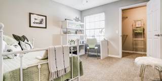 Senior Housing - The Oaks at Hampton Gallery 4