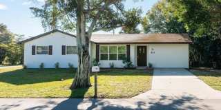 533 E Charlotte Avenue Gallery 1