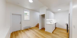 2844 Lyon Street Gallery 2