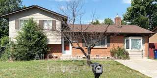 1910 Monterey Road Gallery 1