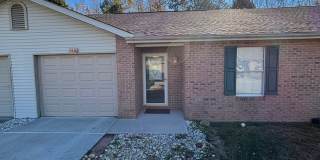 Cozy 3bd/2bth Condo in Powell - Minutes for UT  Downtown Knoxville! Gallery 1