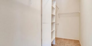 Beautiful 2 Bed/2 Bath Condo with Private Balconies, Pool Access & Golf Course Community Gallery 9