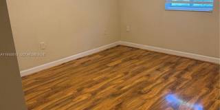 20715 NE 10th Ct Gallery 14