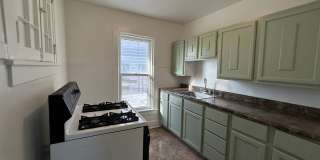 HM 1608 E 12th St - For Sale Chris McDaniel Gallery 10