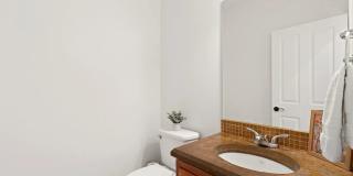 Charming 3-Bedroom Home in Magnuson Place Gallery 15