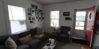 Beautiful 2-bedroom Charmer in Aksarben Gallery 20