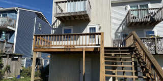 Charming 2 bedroom townhouse Gallery 1