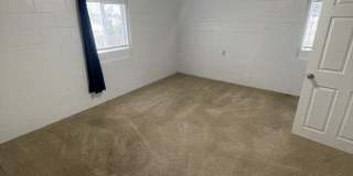 1 Bd 1 Ba Duplex Gallery 9