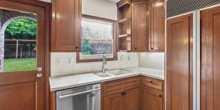 4208 51st Ave NE 4208 51st Ave NE Gallery 11