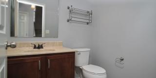 4BDRM, 3.5BA w/Fenced Yard in Sedona Woods! $2900/mo Gallery 74