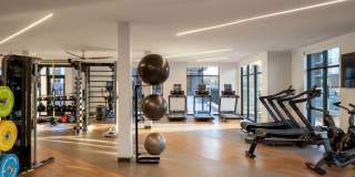 Alta Davis Gallery 26