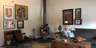 ***$1,000 Off First Month's Rent*** Charming Split Level in NE Bend - HUGE Yard! Gallery 5