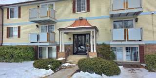 8380-A BROCKHAM Gallery 1